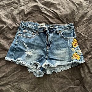 Super cute summer shorts!
